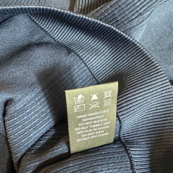 Alala Top Womens size Large Barre Racer Back TankTop Scoop Neck Seamless New - Picture 8 of 16